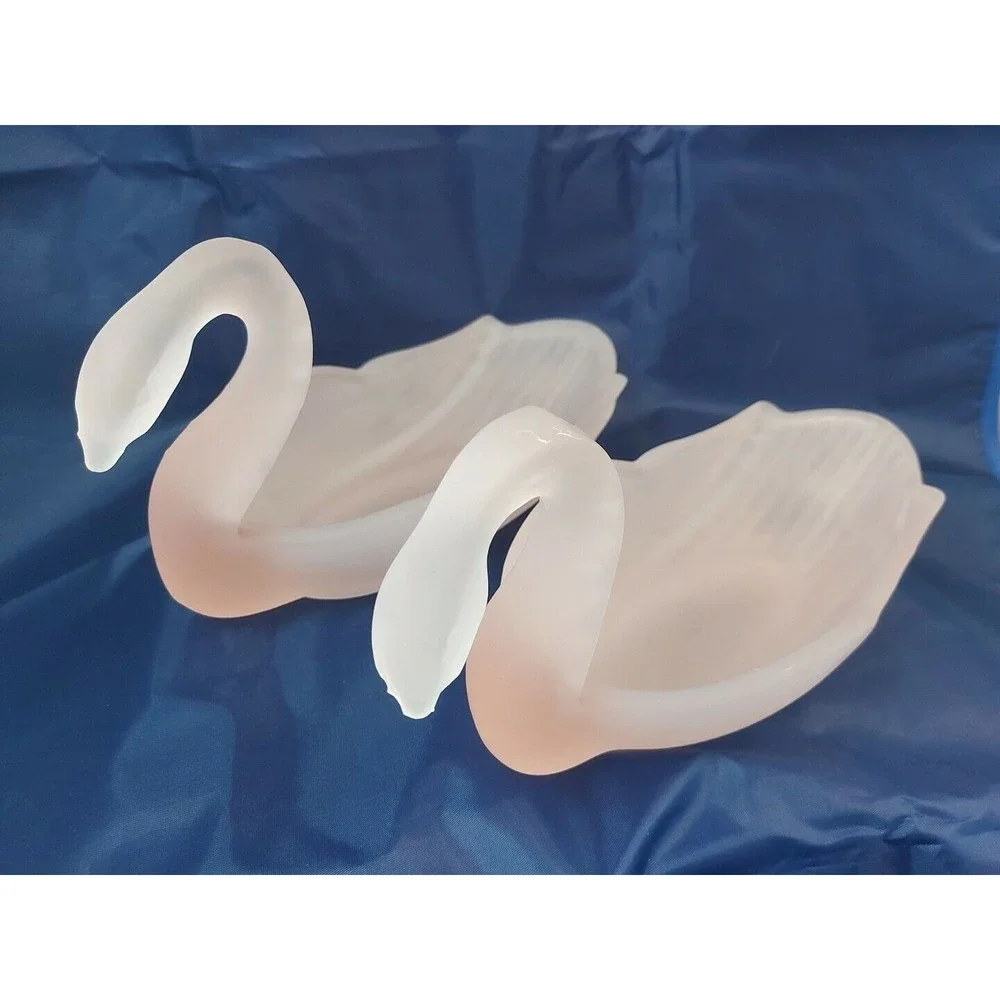Pink Satin Glass Swan Candy Trinket Soap Dish Bowl Vintage Large 9